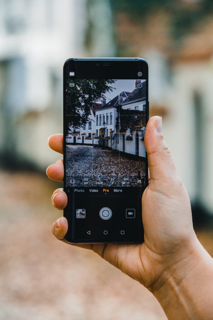 5 Tips to Optimize Your Smartphone Camera Settings for Better Photos