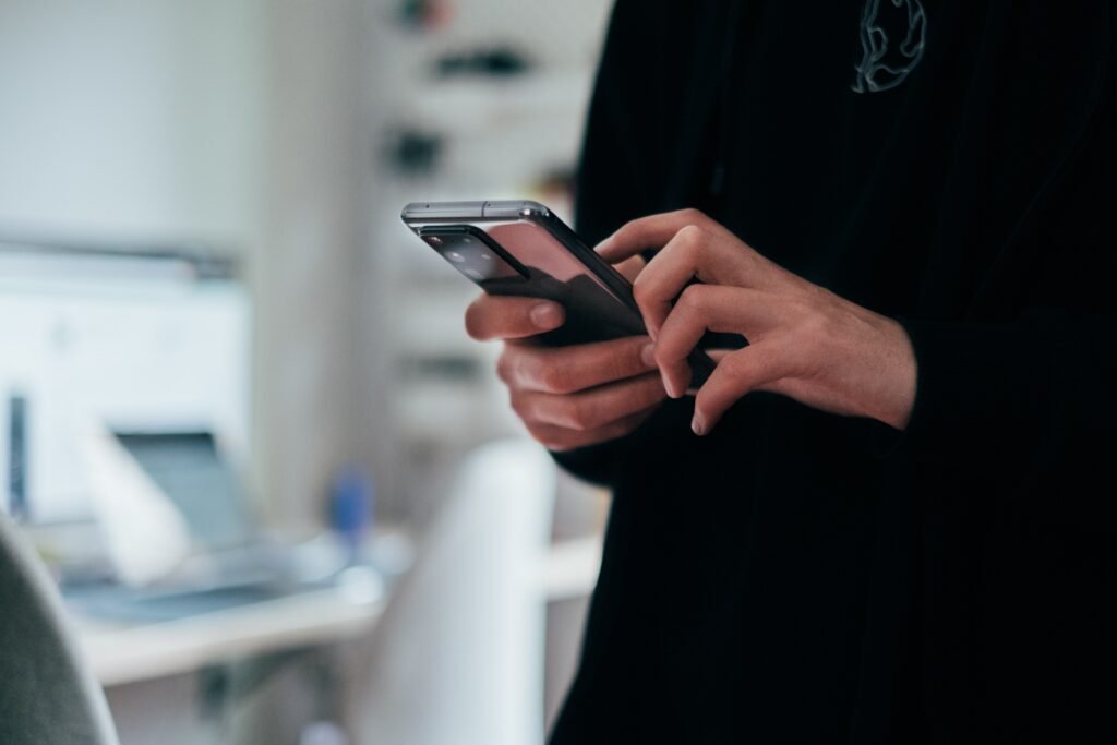 How to Mirror Your Smartphones Screen on Your TV