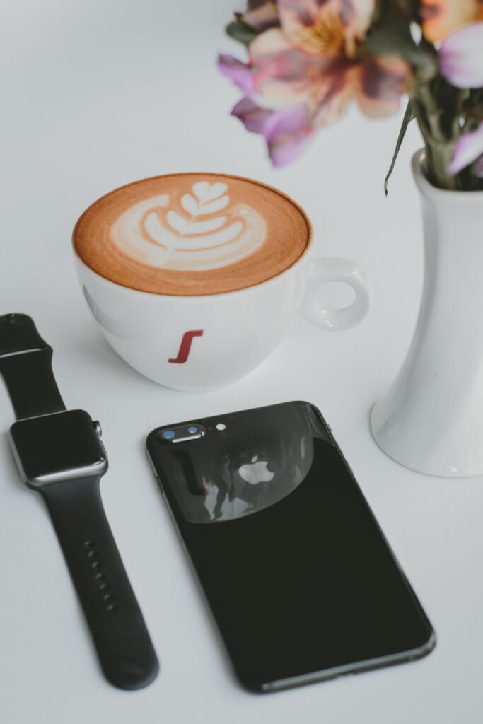 Using a Smartwatch for Contactless Payments